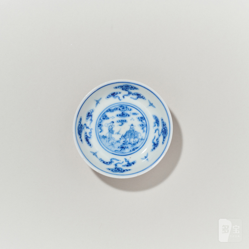 民国 胭脂红地轧道粉彩鹊桥仙渡图小碟 - 图2